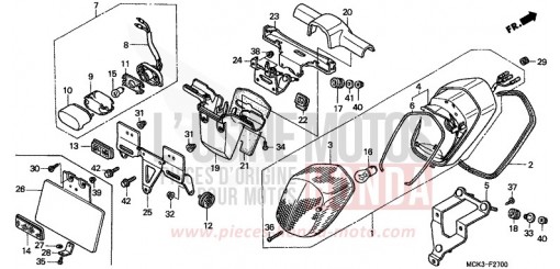FEU ARRIERE VT1100C22 de 2002